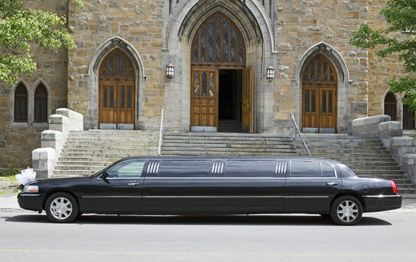 VF CHAUFFEURED - Limousine - Black Car Service - Chauffeur Service,  King of Prussia Limo, Valley Forge Limo, Philadelphia Limo, Phoenixville Limo, Plymouth Meeting Limo, Conshohocken Limo, Norristown Limo, Blue Bell Limo, Ambler Limo, Lafayette Hill Limo, Skippack Limo, Lansdale Limo, North Wales Limo, Exton Limo, Chester Springs Limo, Collegeville Limo, Downingtown Limo, West Chester Limo, Willow Grove Limo, Horsham Limo, Doylestown Limo, Jenkintown Limo, Bala Cynwd Limo, Wynnewood Limo, Merion Station Limo, Villanova Limo, Bryn Mawr Limo, Limo for Wedding, Limo for Bachelor Party, Limo for Bachelorette Party, Limo for Prom, Limo for Birthday Party, Limo for Night Out in Philadelphia, Limo for Philadelphia Executive Travel, Limo for King of Prussia Executive Travel, Limo for Philadelphia Airport, Limo for JFK Airport, Limo for Laguardia Airport, Limo for Newark Airport, Domestic & International Ground Transportation