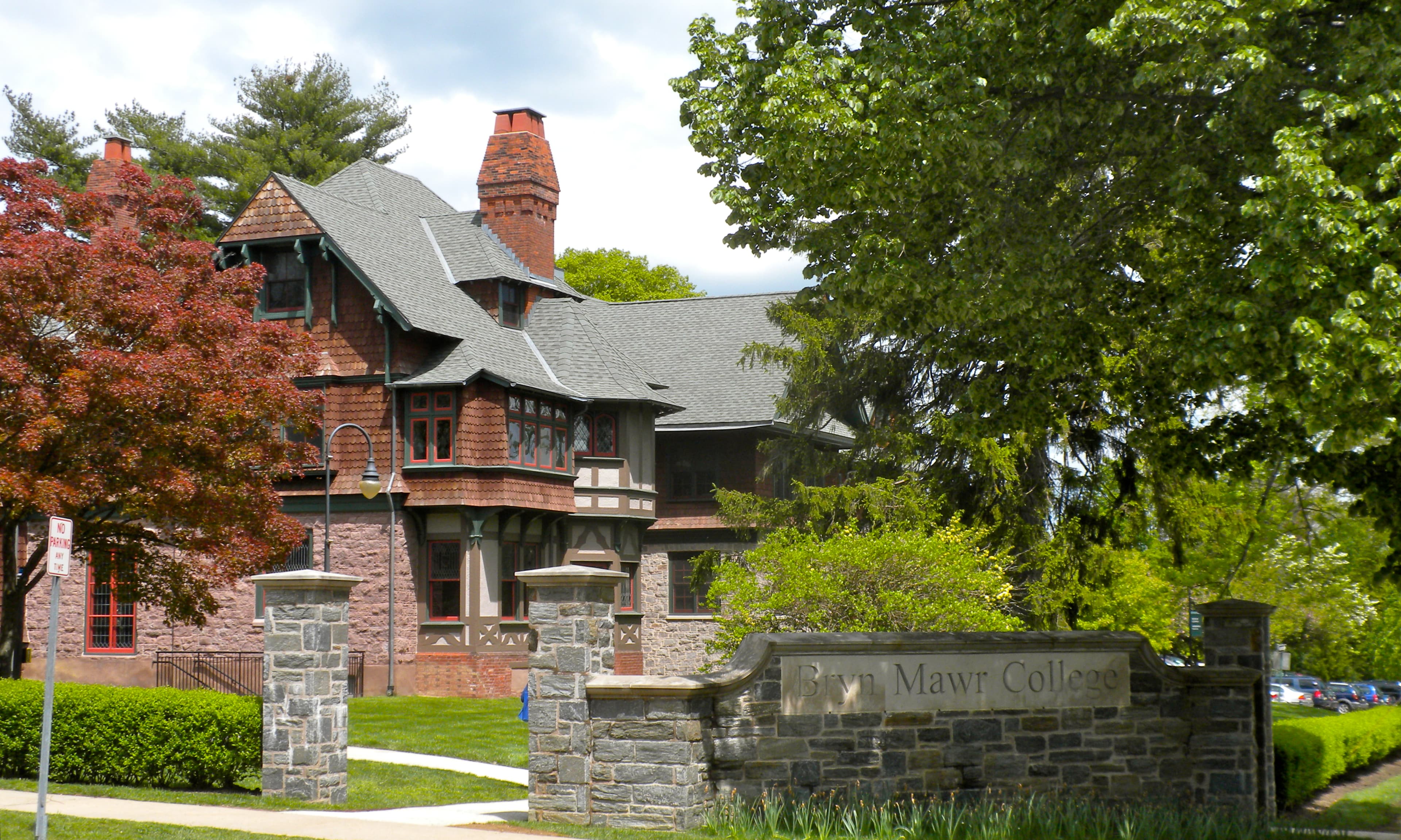 Bryn Mawr chauffeur and limo service from VF Chauffeured