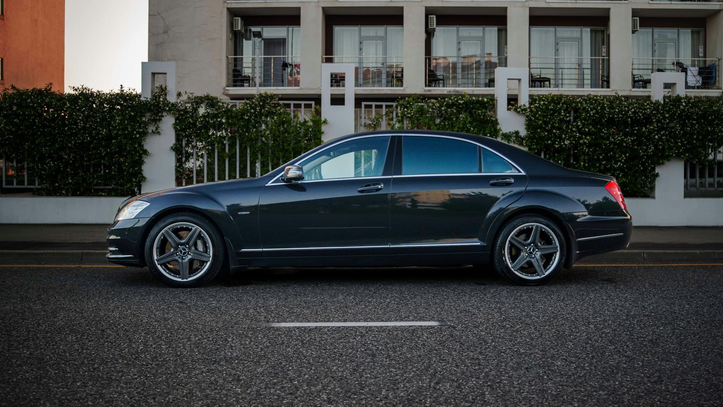 Executive black car service from VF Chauffeured